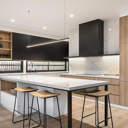 Kirks On Park - Brand New Luxury Home, Great Location Sorrento Exterior foto